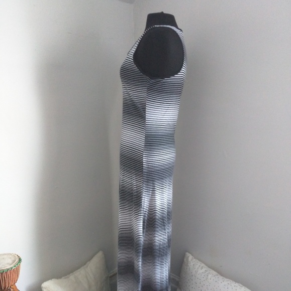Striped maxi dress - Picture 2 of 4